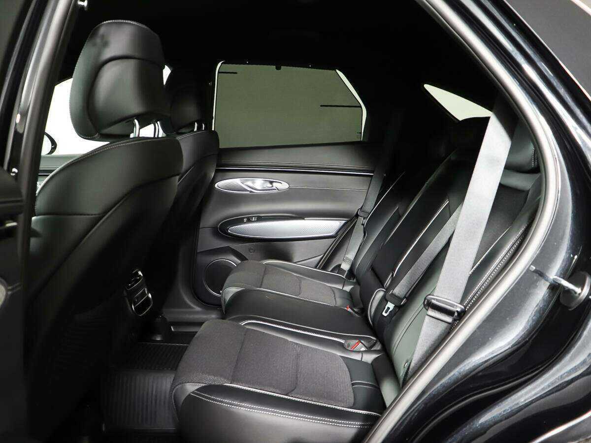 Купить Genesis GV70, 2022, 16 918 км, фото №8