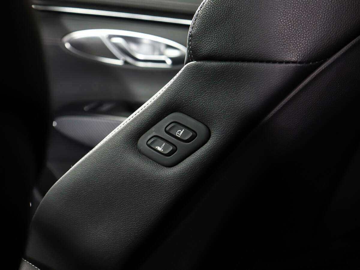 Купить Genesis GV70, 2022, 16 918 км, фото №13