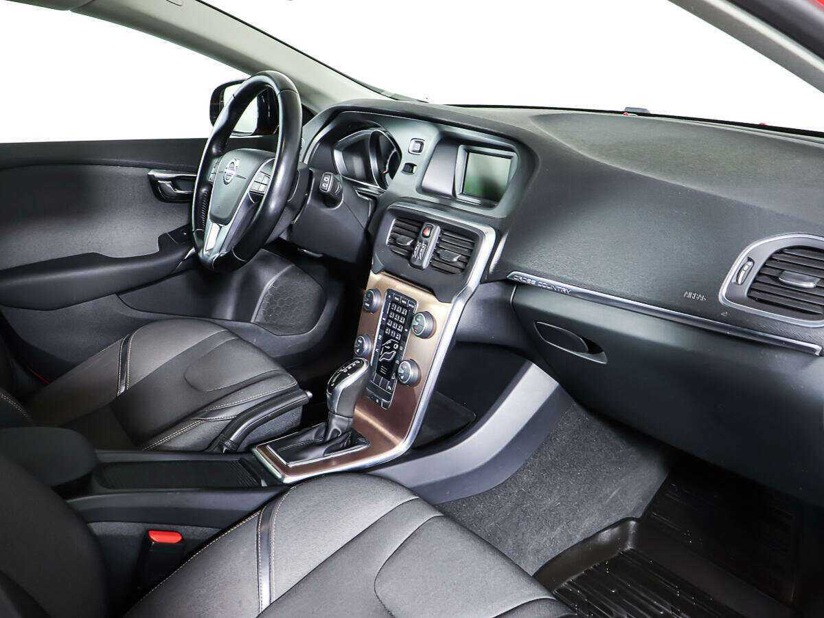 Купить Volvo V40 Cross Country, 2013, 64 765 км, фото №9