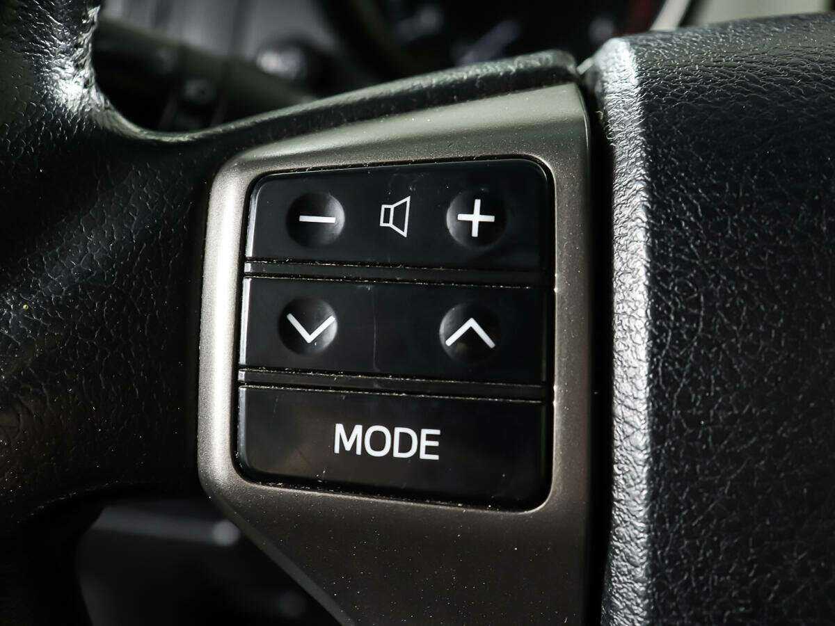 Купить Toyota Land Cruiser Prado, 2012, 122 000 км, фото №17