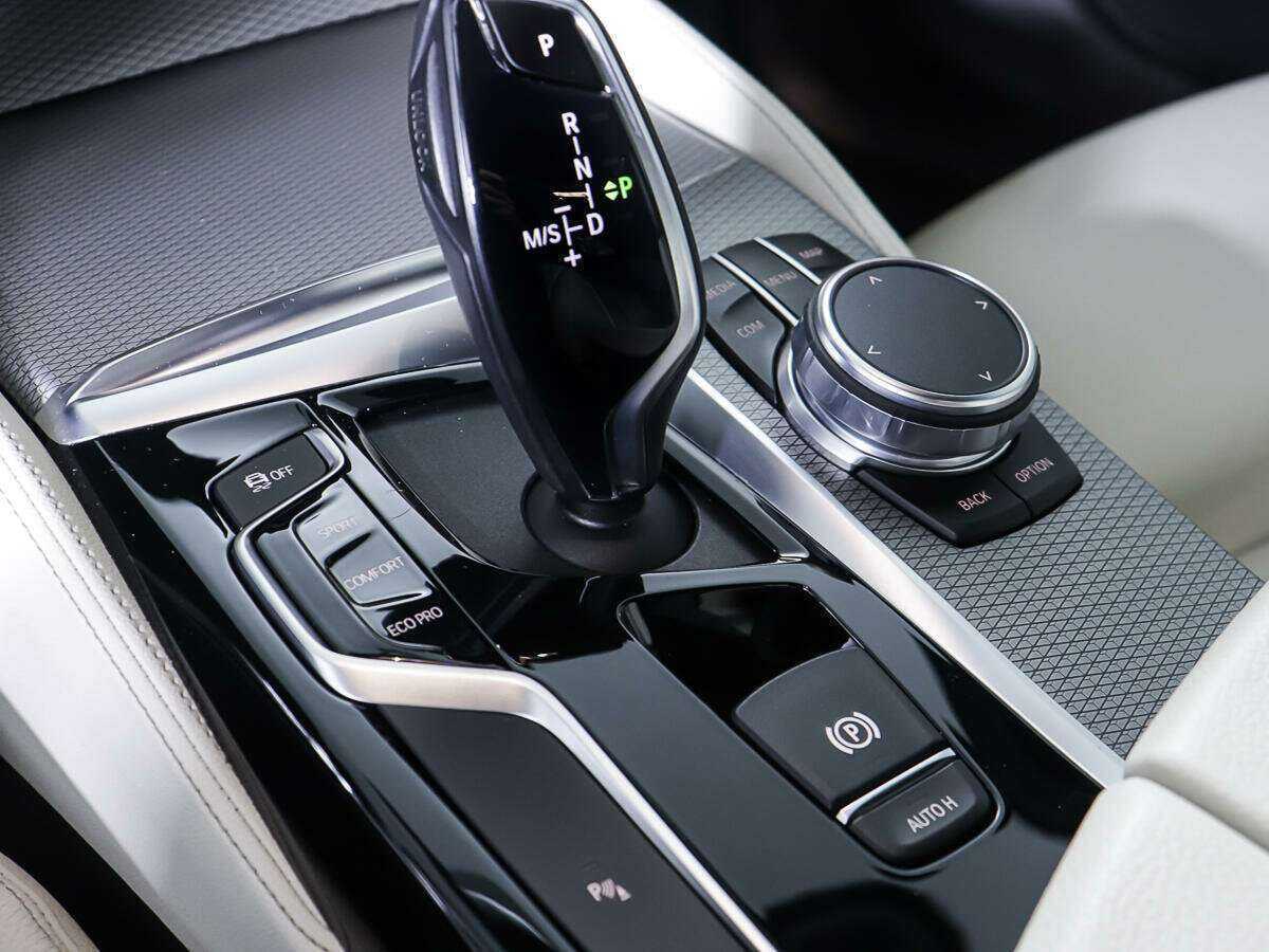 Купить BMW 5 серии 530i xDrive, 2019, 28 830 км, фото №25
