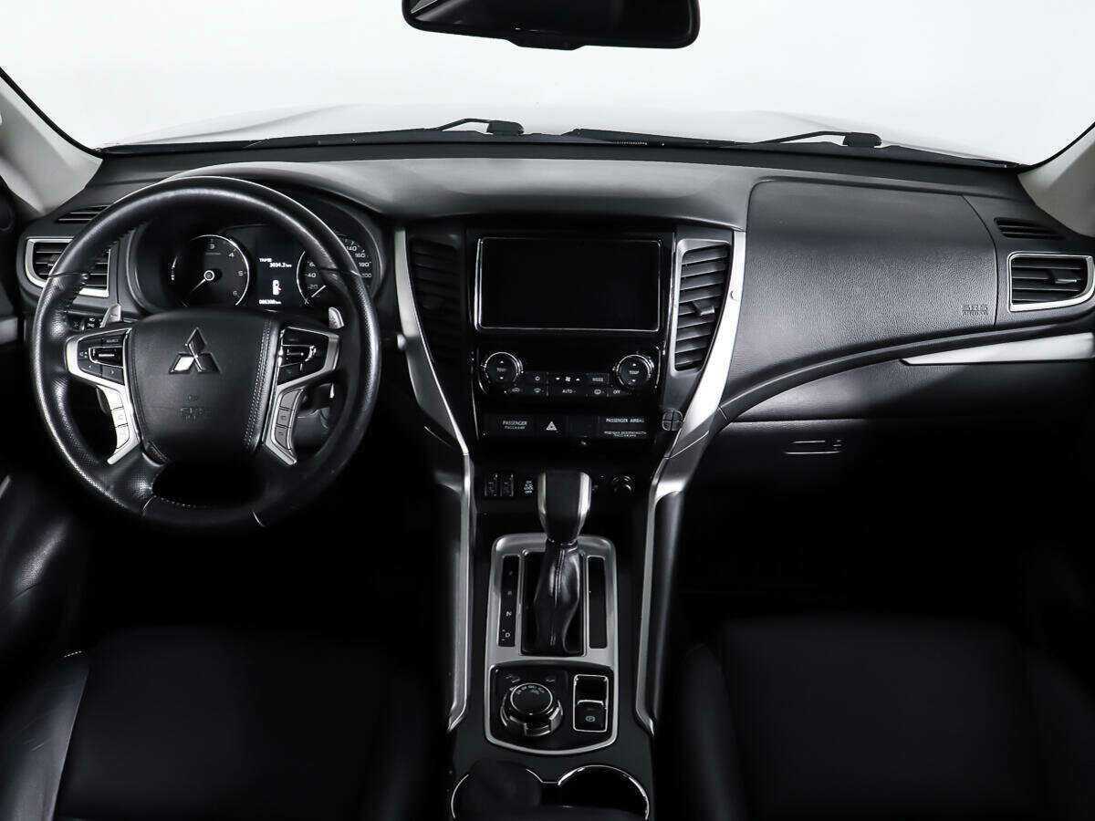 Купить Mitsubishi Pajero Sport, 2018, 85 900 км, фото №11