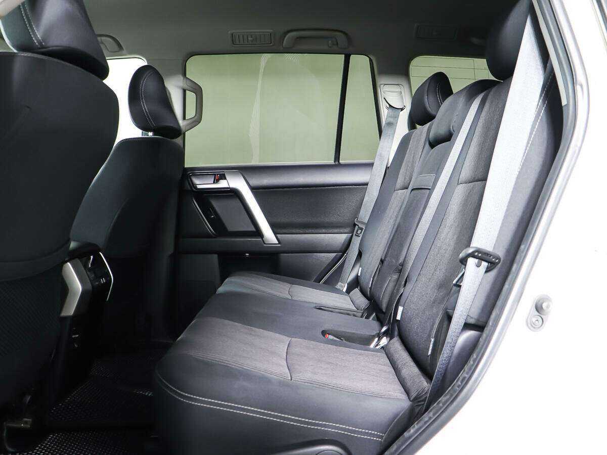 Купить Toyota Land Cruiser Prado, 2021, 112 355 км, фото №10