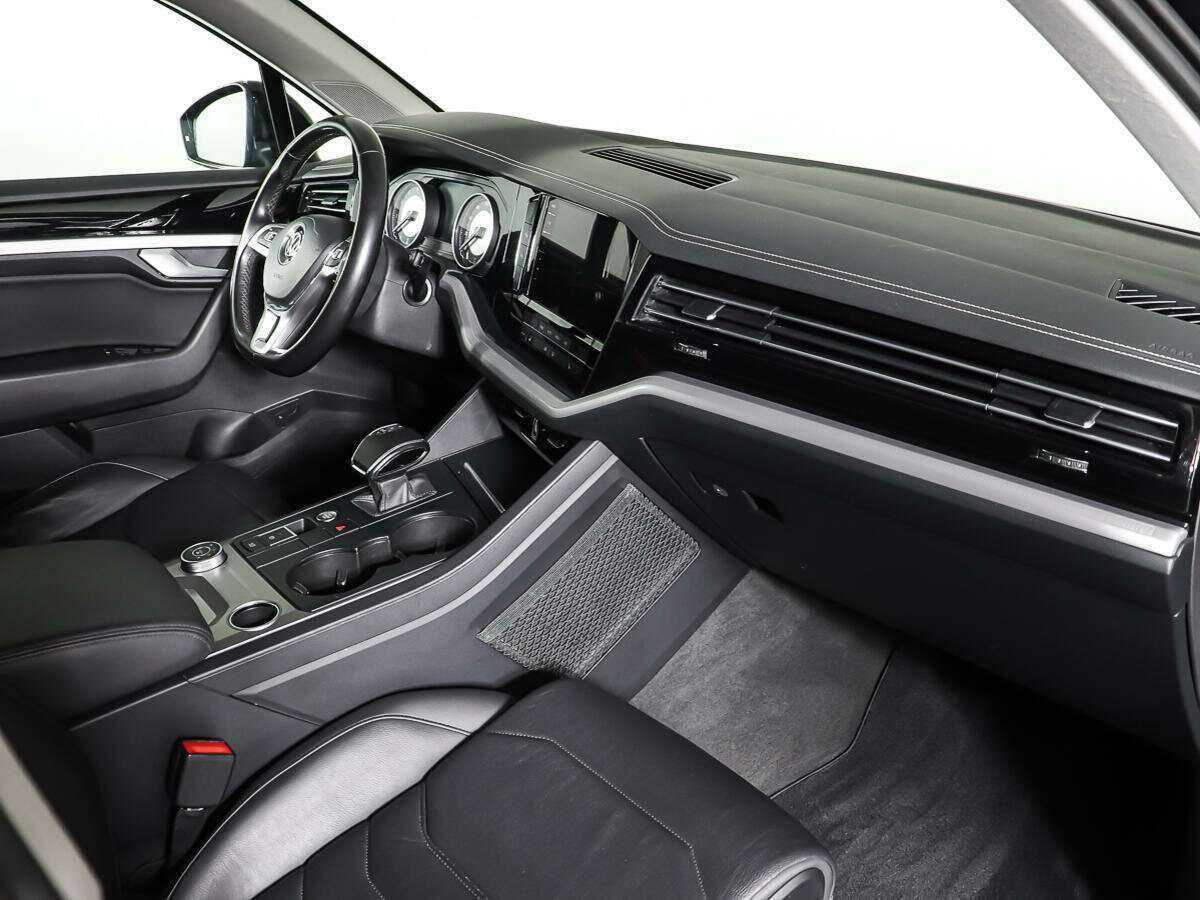 Купить Volkswagen Touareg, 2019, 173 051 км, фото №11