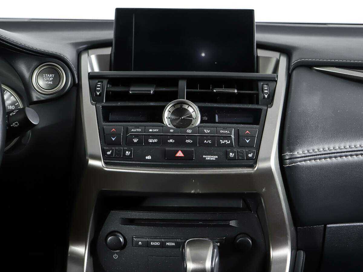 Купить Lexus NX 200t, 2015, 102 073 км, фото №12