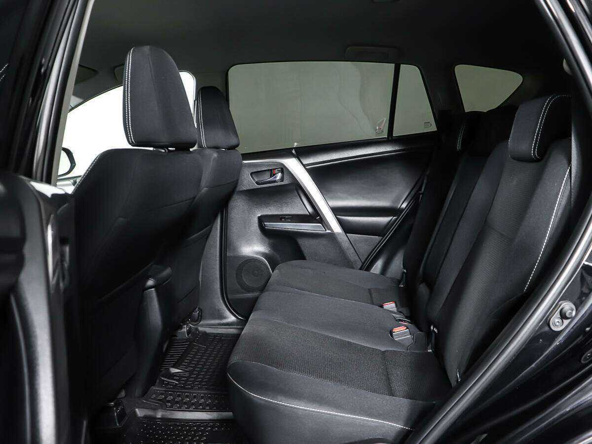 Купить Toyota RAV4, 2017, 84 900 км, фото №12