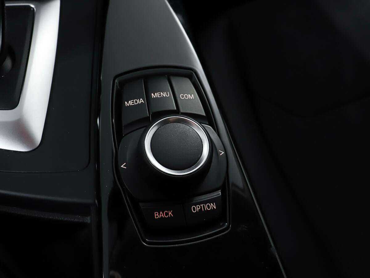 Купить BMW 3 серии 320i xDrive, 2017, 113 893 км, фото №23