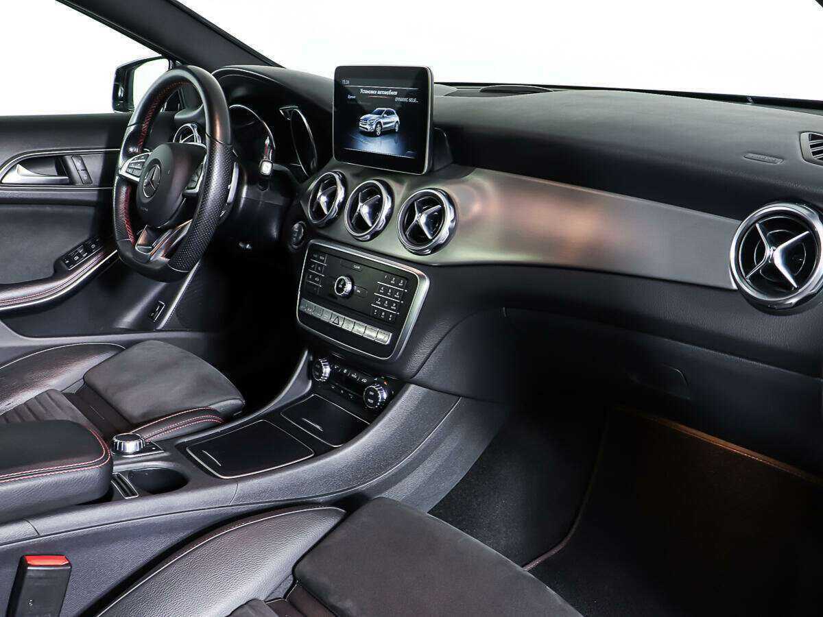 Купить Mercedes-Benz GLA 250, 2018, 81 236 км, фото №8