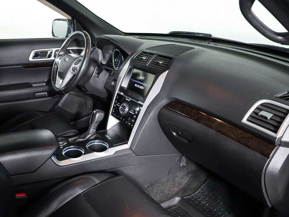 Купить Ford Explorer, 2011, 120 823 км, фото №9