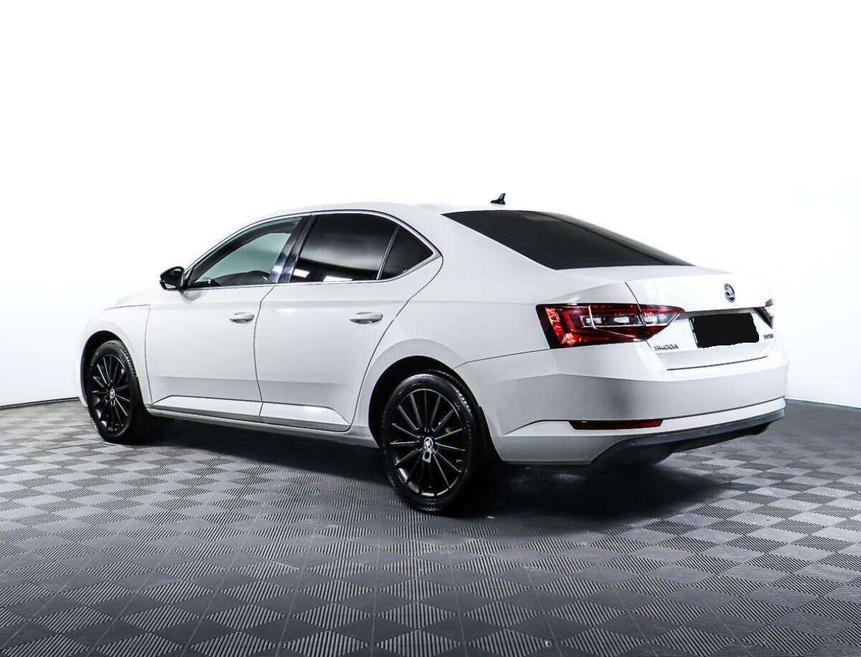 Купить Skoda Superb, 2017, 79 408 км, фото №6