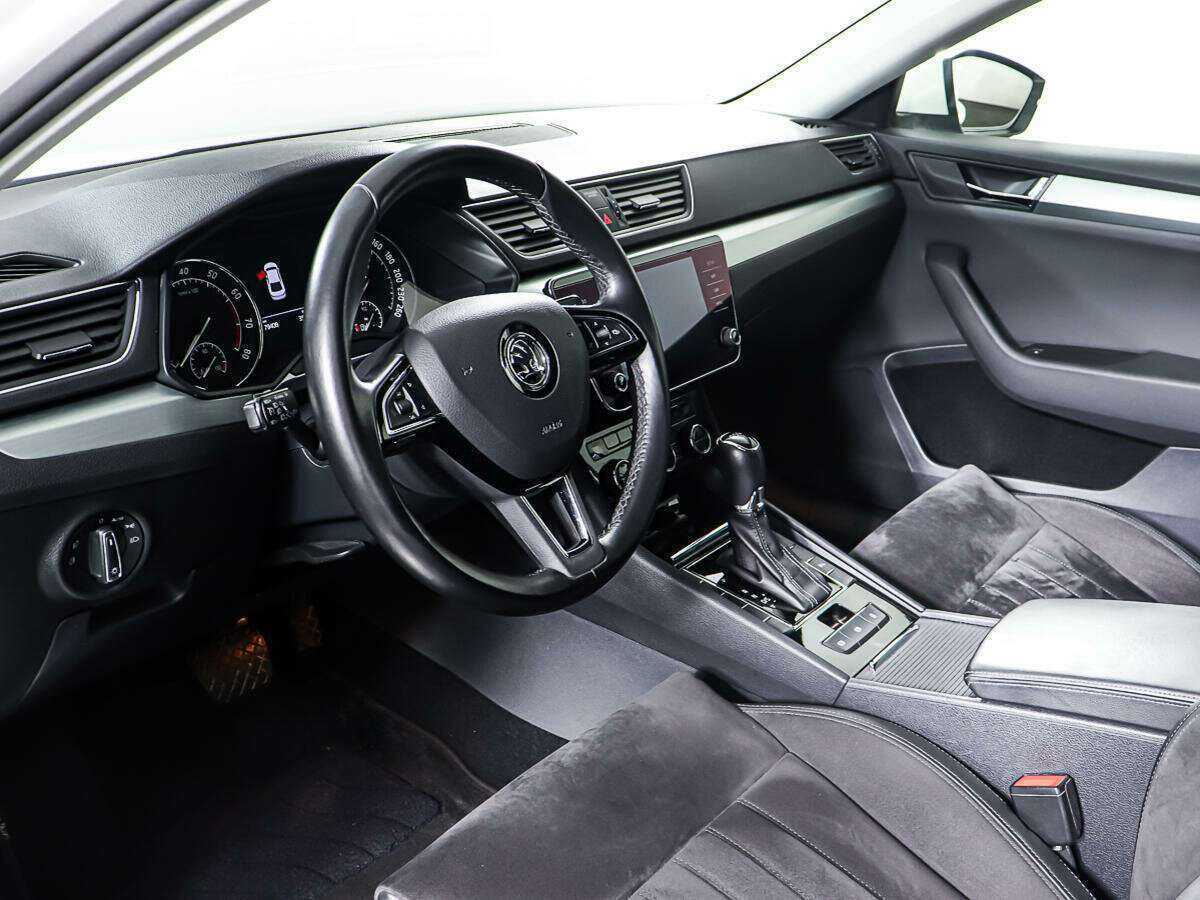 Купить Skoda Superb, 2017, 79 408 км, фото №12