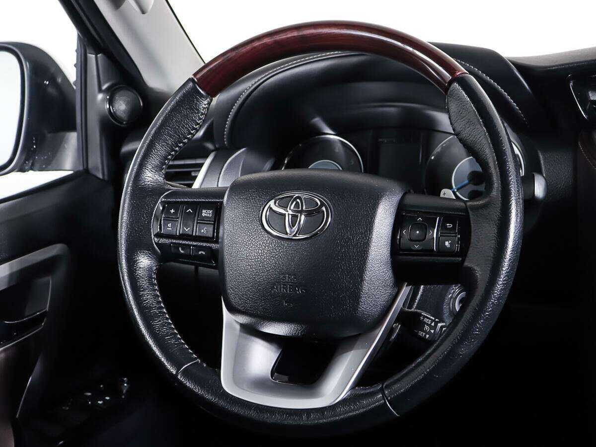 Купить Toyota Fortuner, 2019, 59 150 км, фото №15