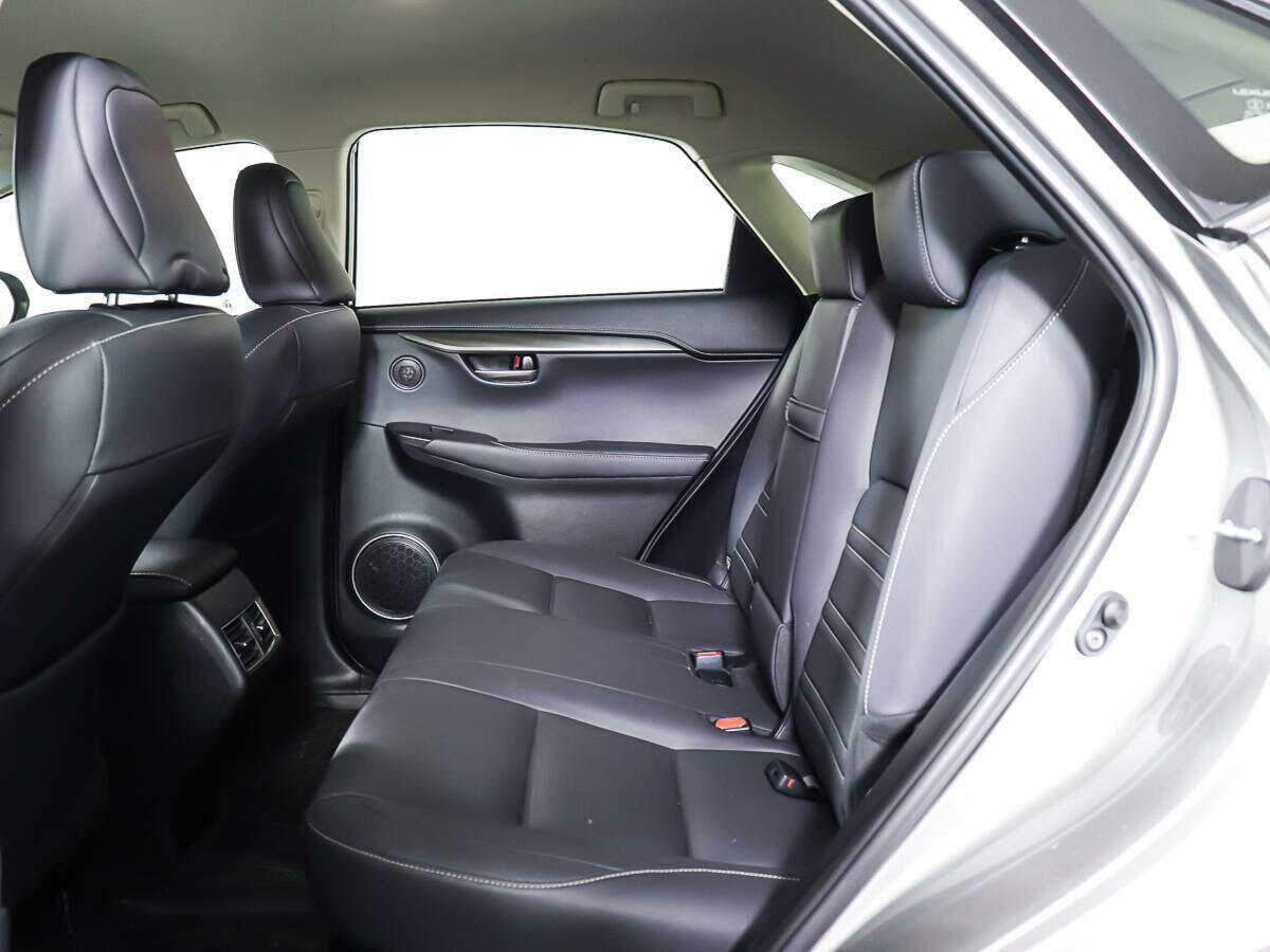 Купить Lexus NX 200, 2016, 40 750 км, фото №10