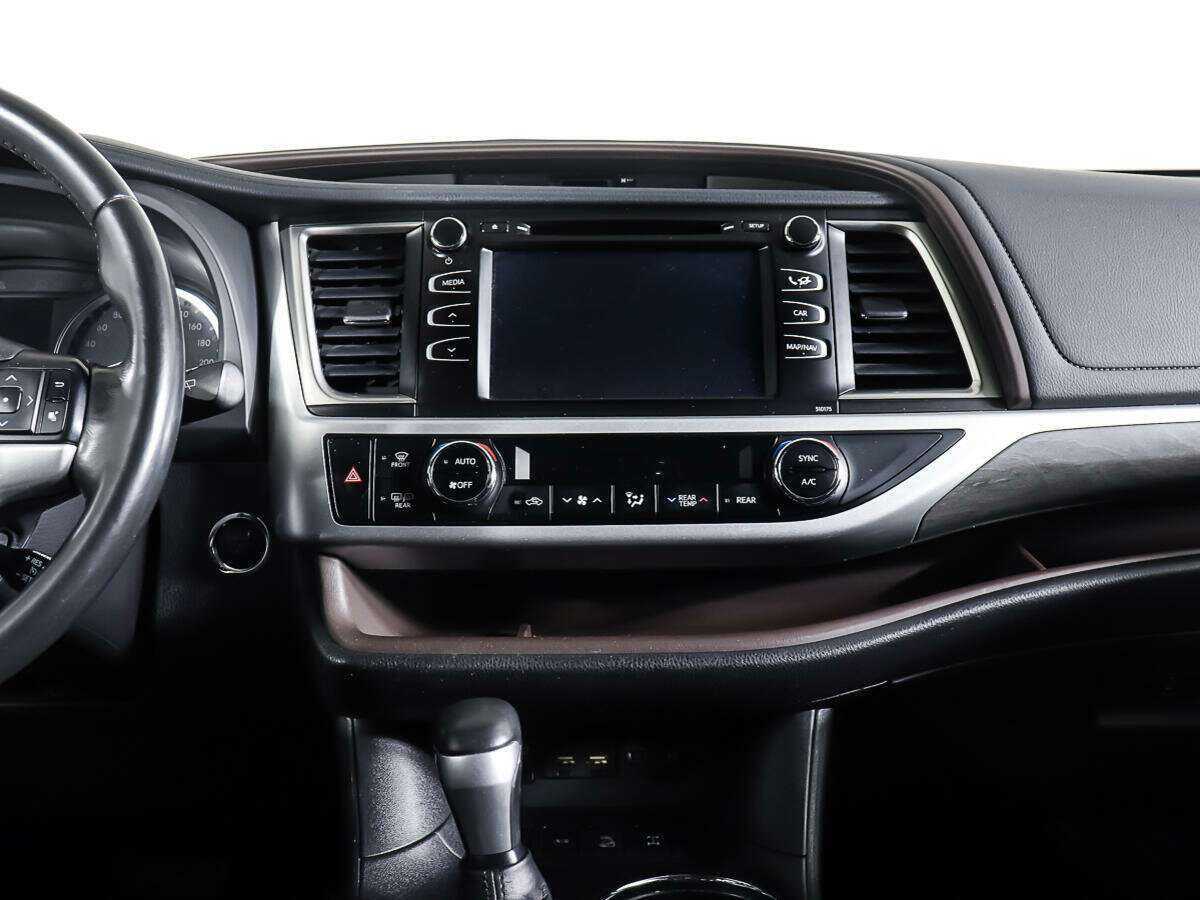 Купить Toyota Highlander, 2019, 68 670 км, фото №13