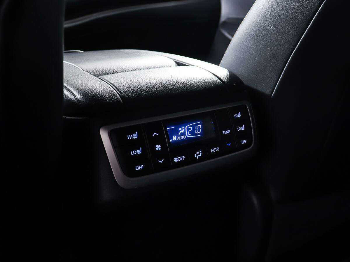 Купить Toyota Highlander, 2019, 68 670 км, фото №17