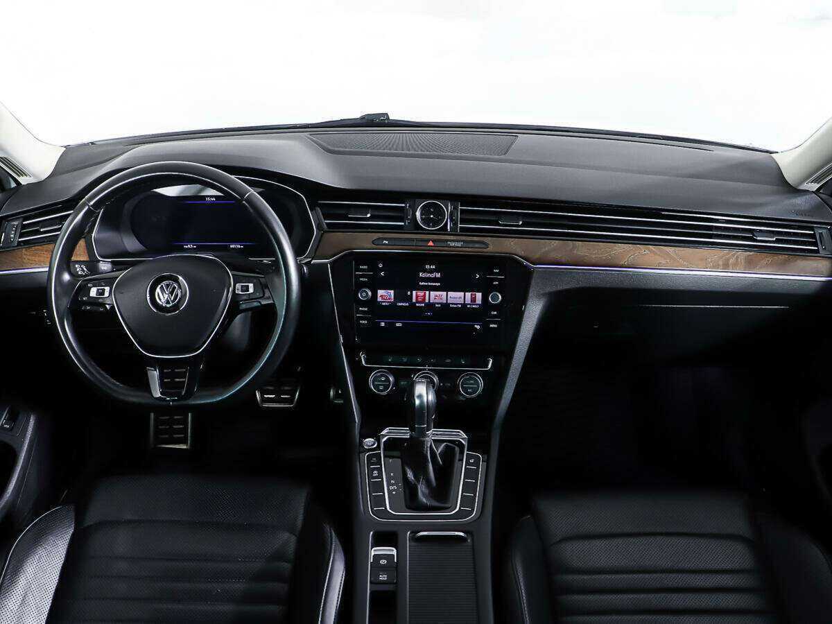 Купить Volkswagen Passat Alltrack, 2018, 60 115 км, фото №11