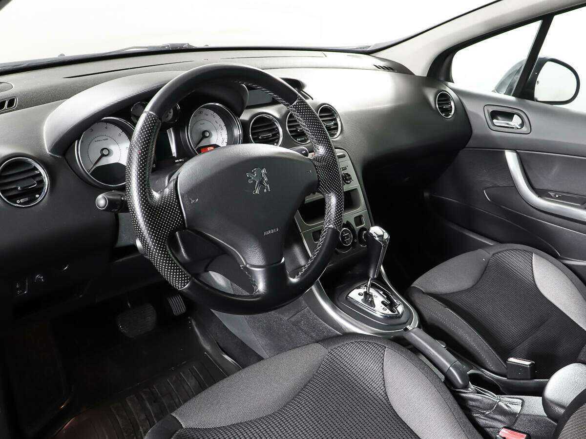 Купить Peugeot 308, 2010, 143 391 км, фото №12