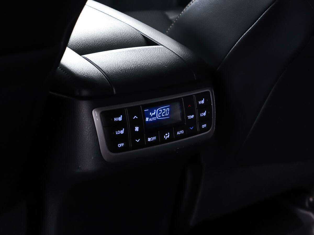 Купить Toyota Highlander, 2015, 21 401 км, фото №17