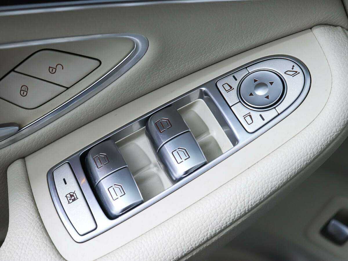 Купить Mercedes-Benz GLC 300, 2016, 99 000 км, фото №19