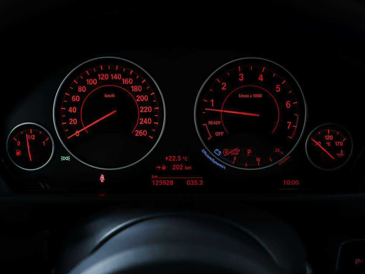 Купить BMW 3 серии 330i xDrive, 2017, 125 926 км, фото №14