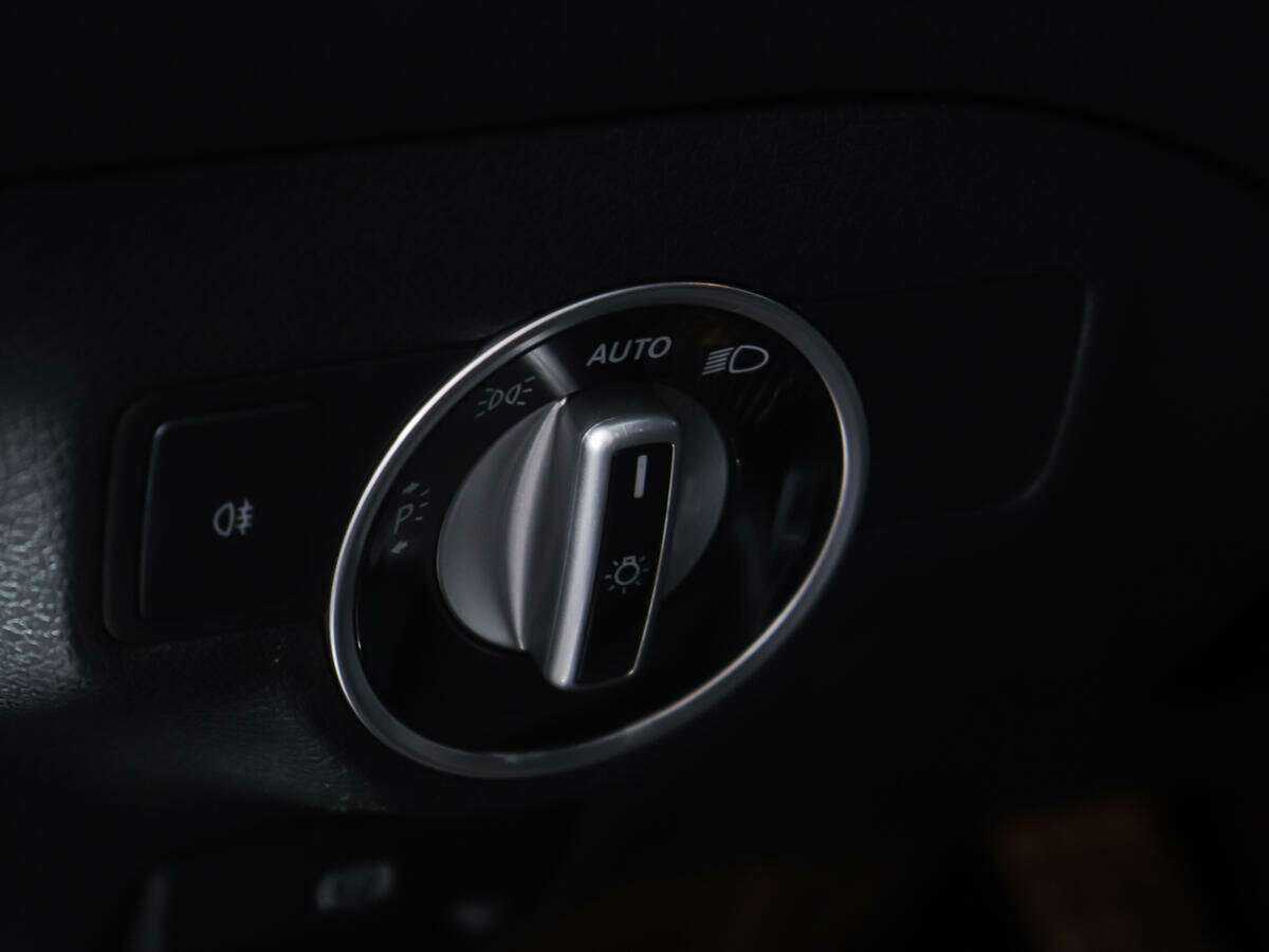 Купить Mercedes-Benz GLA 200, 2015, 112 177 км, фото №15