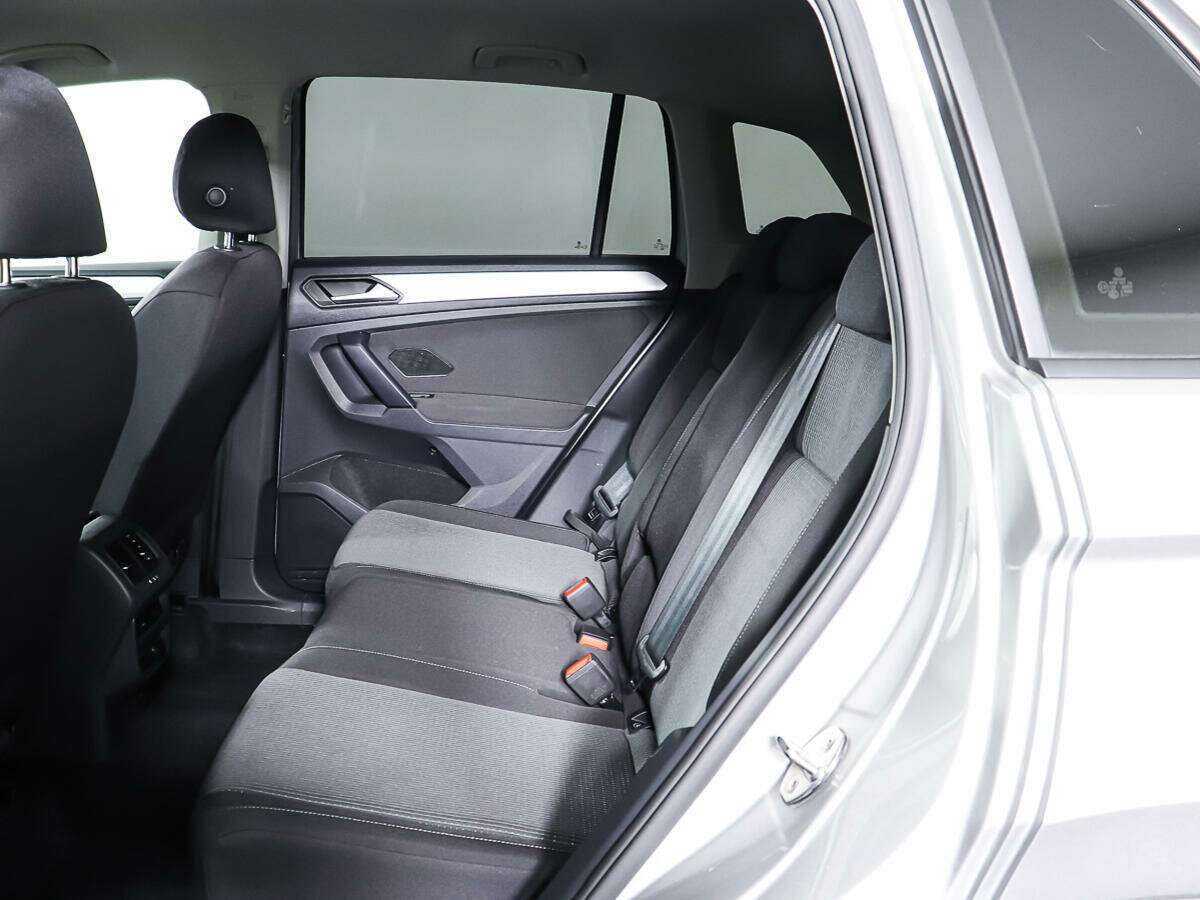 Купить Volkswagen Tiguan, 2020, 77 812 км, фото №9