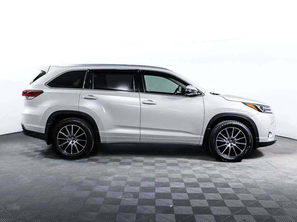 Купить Toyota Highlander, 2017, 105 230 км, фото №4