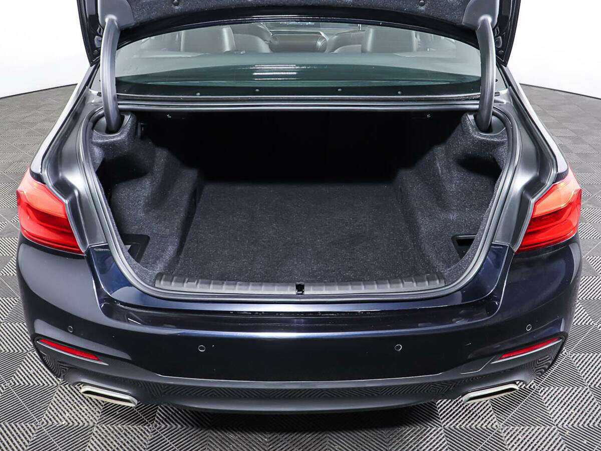 Купить BMW 5 серии 530d xDrive, 2017, 122 372 км, фото №10