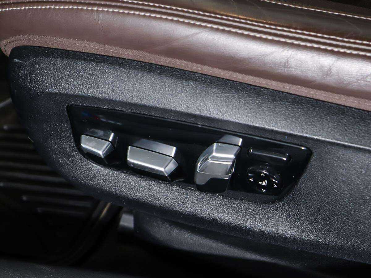 Купить BMW 5 серии 530d xDrive, 2017, 122 372 км, фото №23