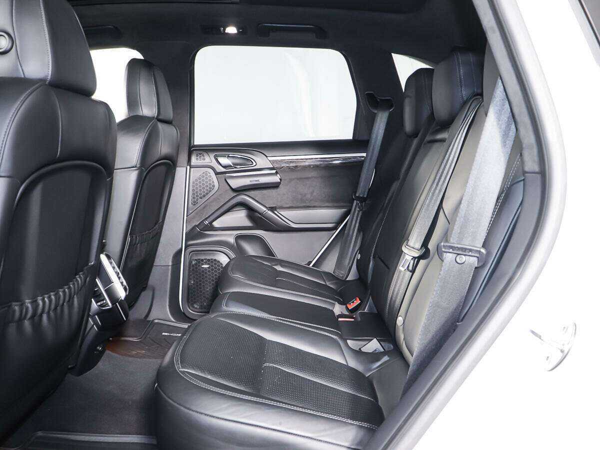 Купить Porsche Cayenne GTS, 2012, 105 968 км, фото №11