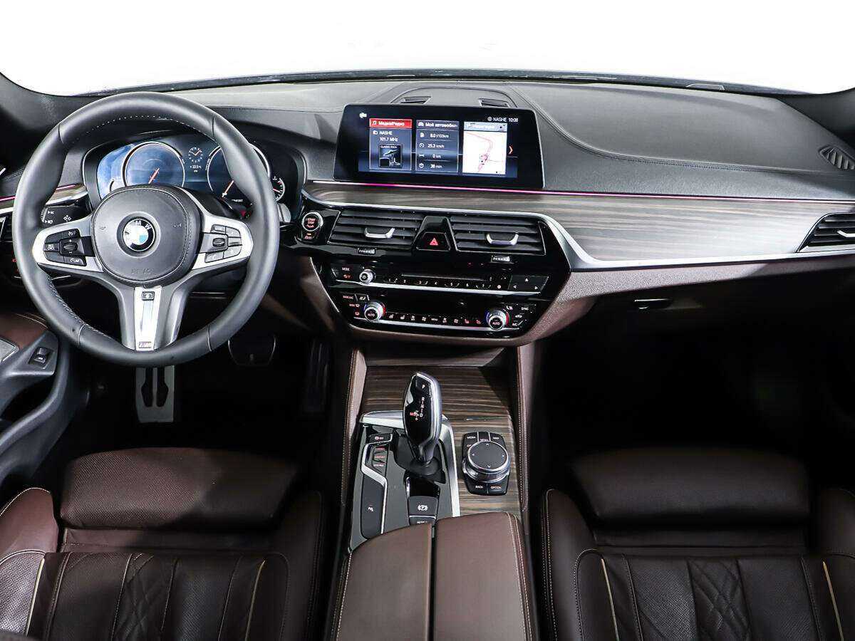 Купить BMW 5 серии 530d xDrive, 2017, 118 436 км, фото №13