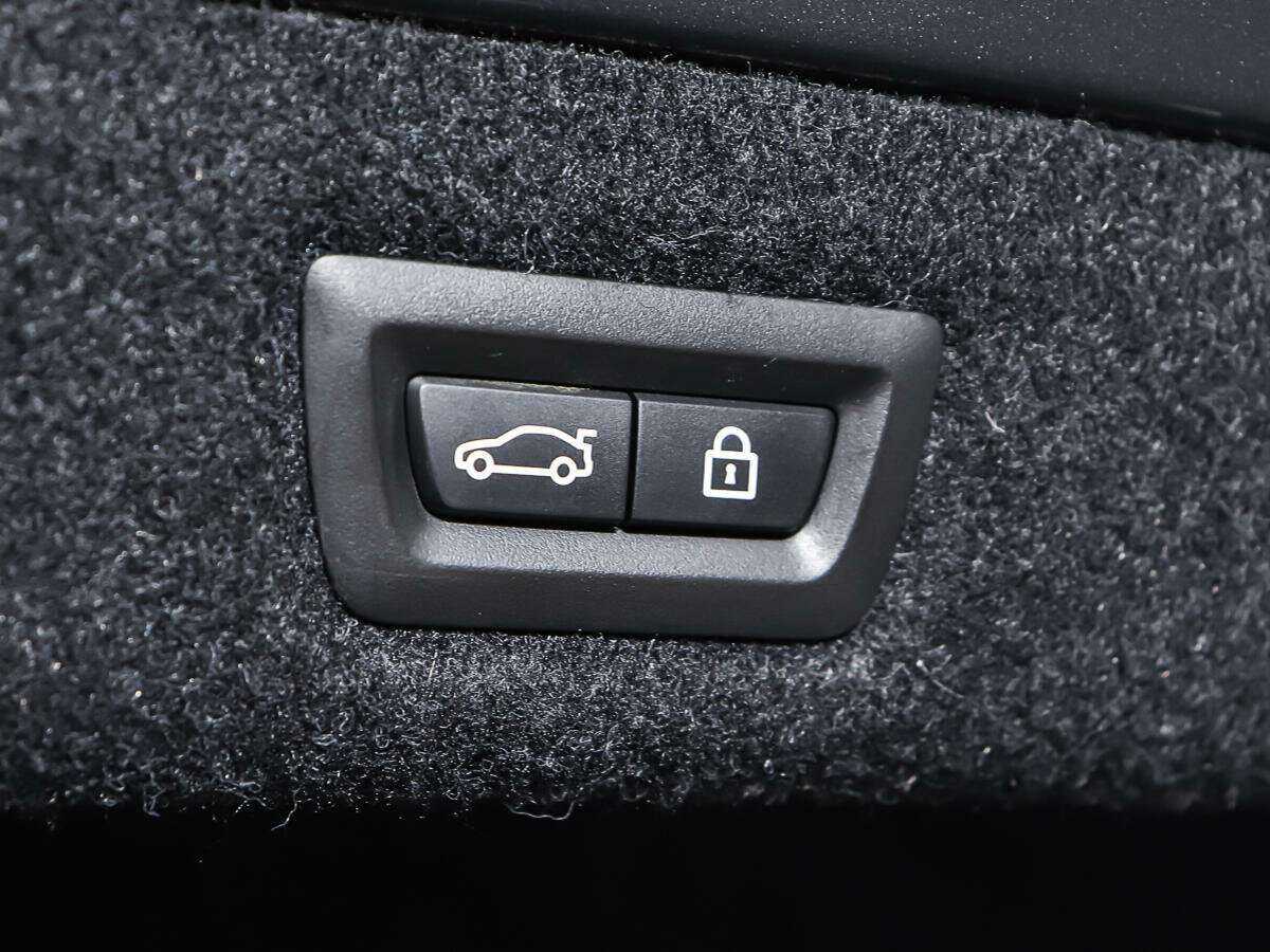 Купить BMW 5 серии 530d xDrive, 2017, 118 436 км, фото №19