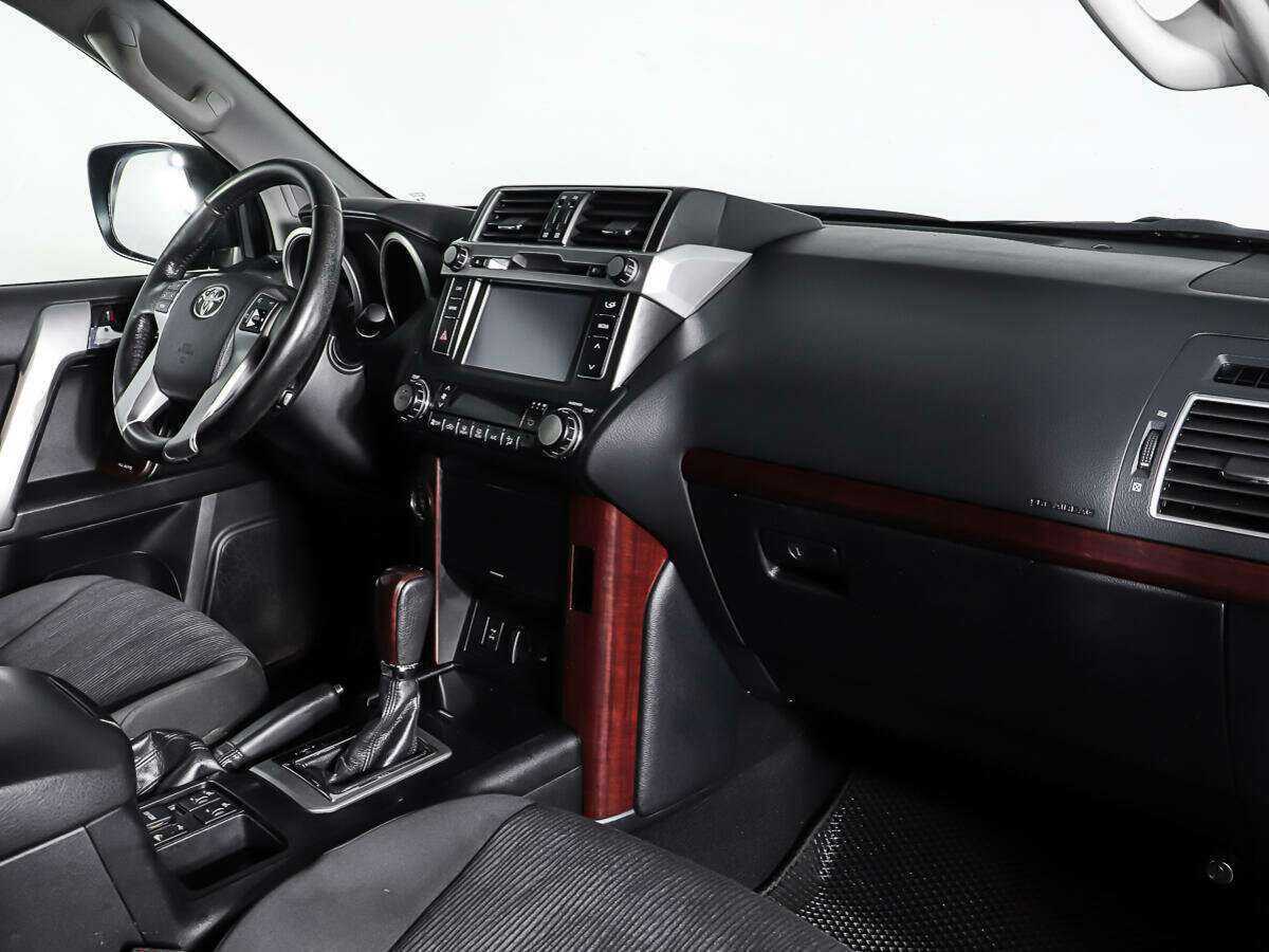 Купить Toyota Land Cruiser Prado, 2015, 107 000 км, фото №9