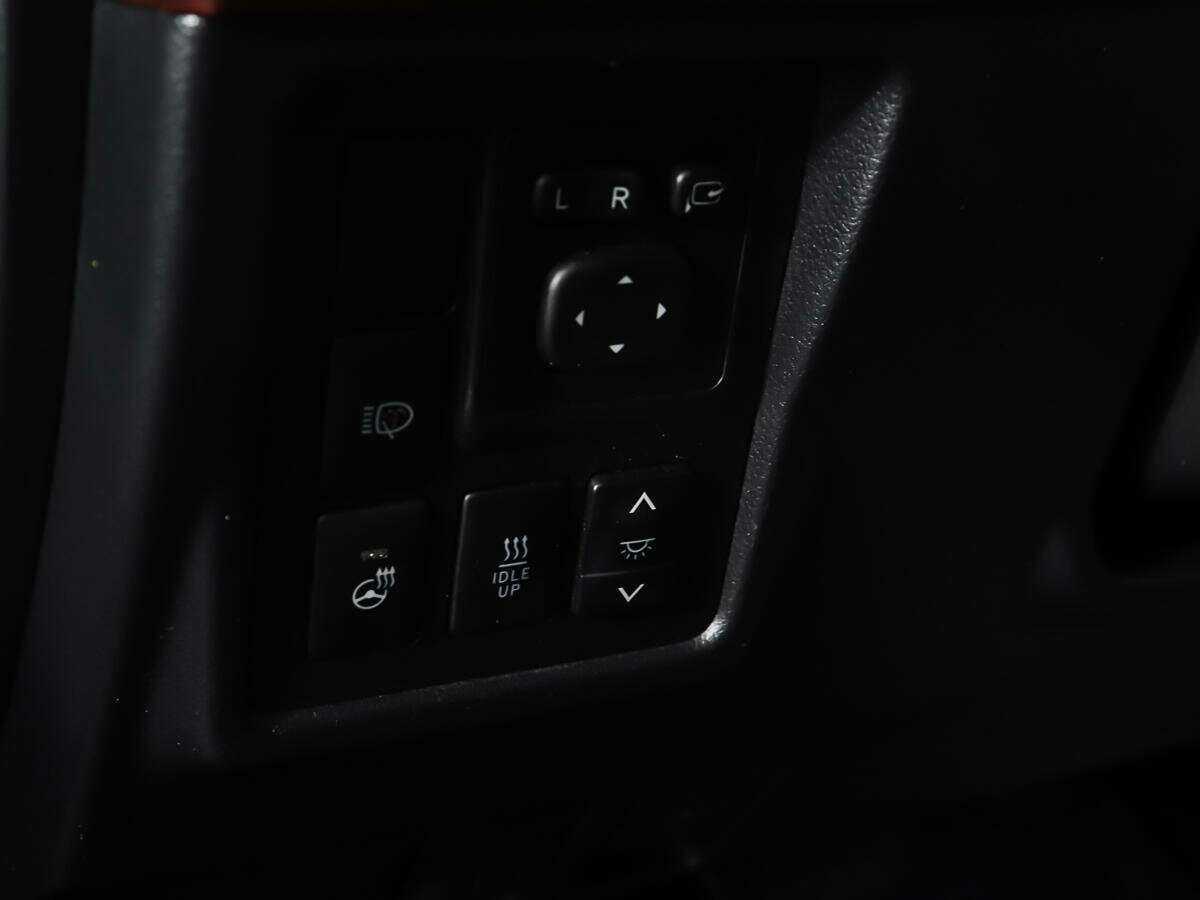 Купить Toyota Land Cruiser Prado, 2015, 107 000 км, фото №18