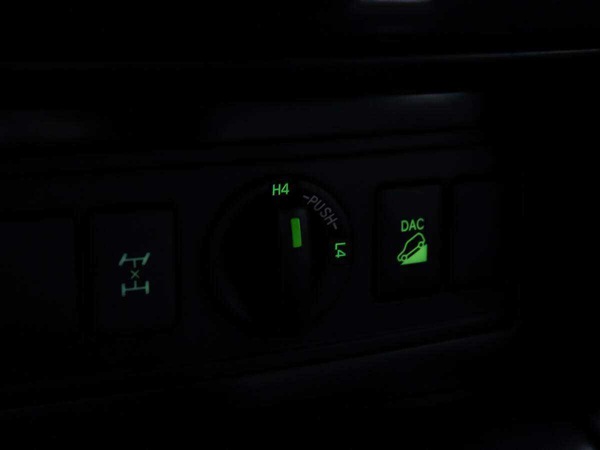 Купить Toyota Land Cruiser Prado, 2015, 107 000 км, фото №22