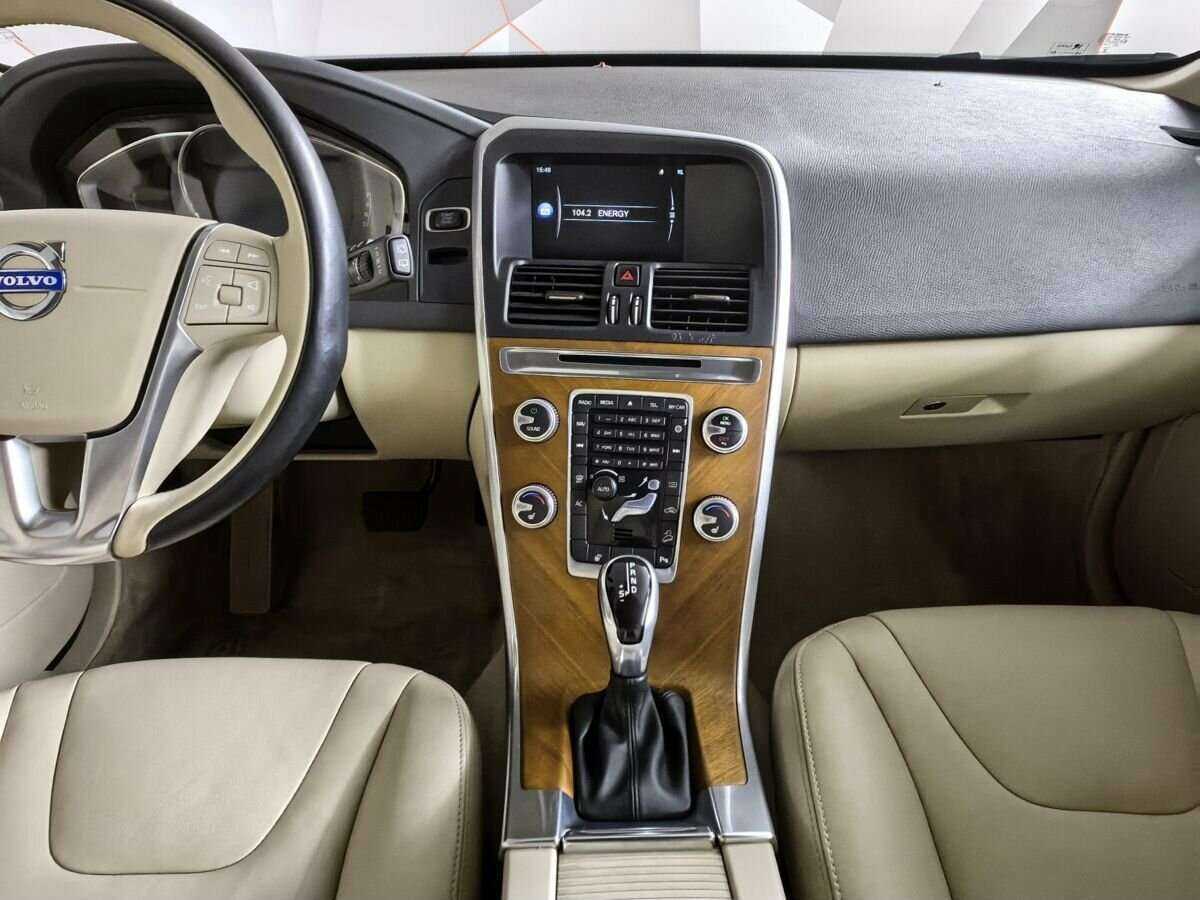 Купить Volvo XC60, 2015, 93 180 км, фото №12