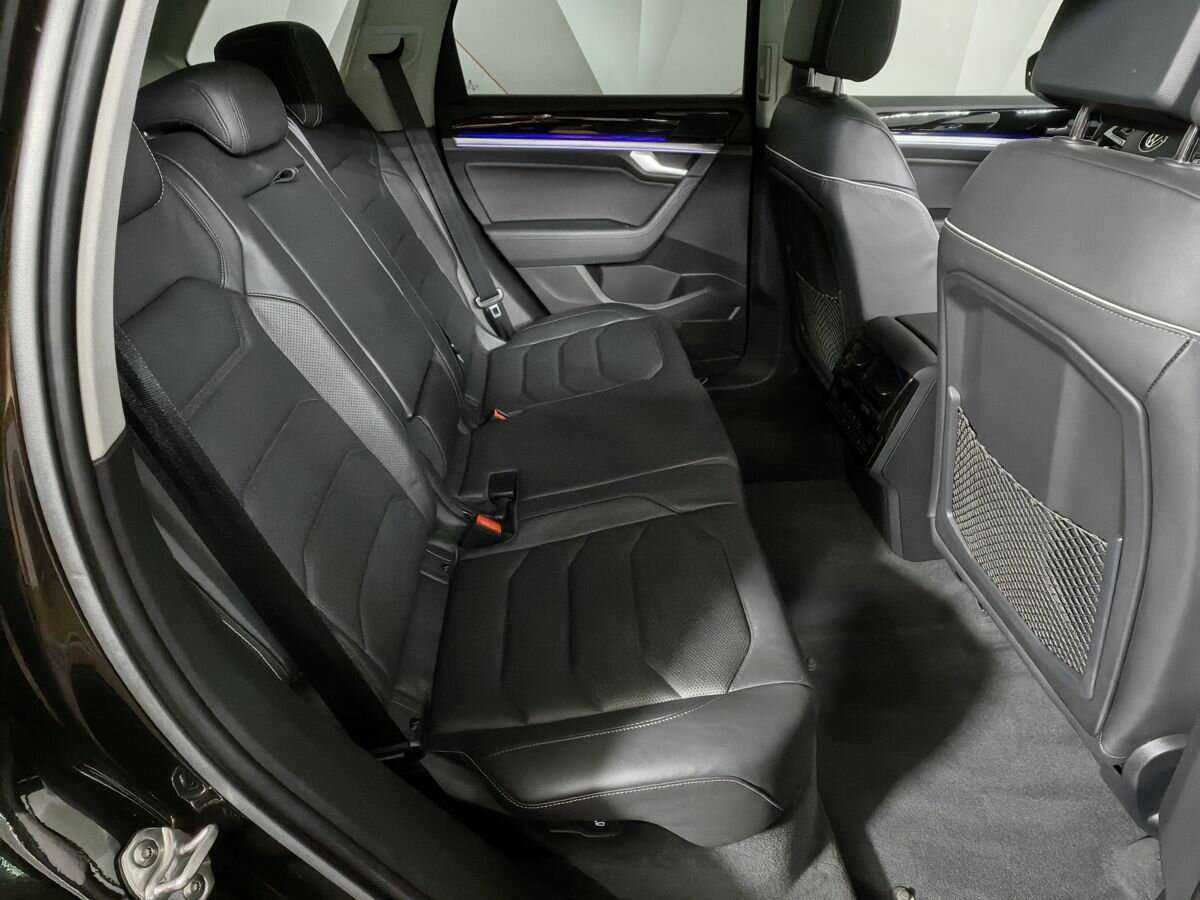 Купить Volkswagen Touareg, 2019, 72 000 км, фото №12
