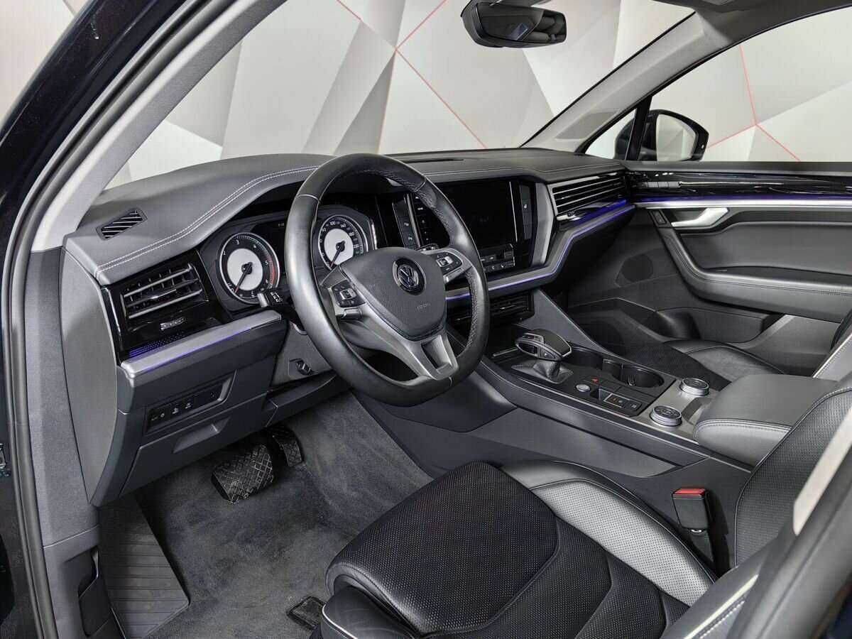 Купить Volkswagen Touareg, 2018, 105 741 км, фото №14