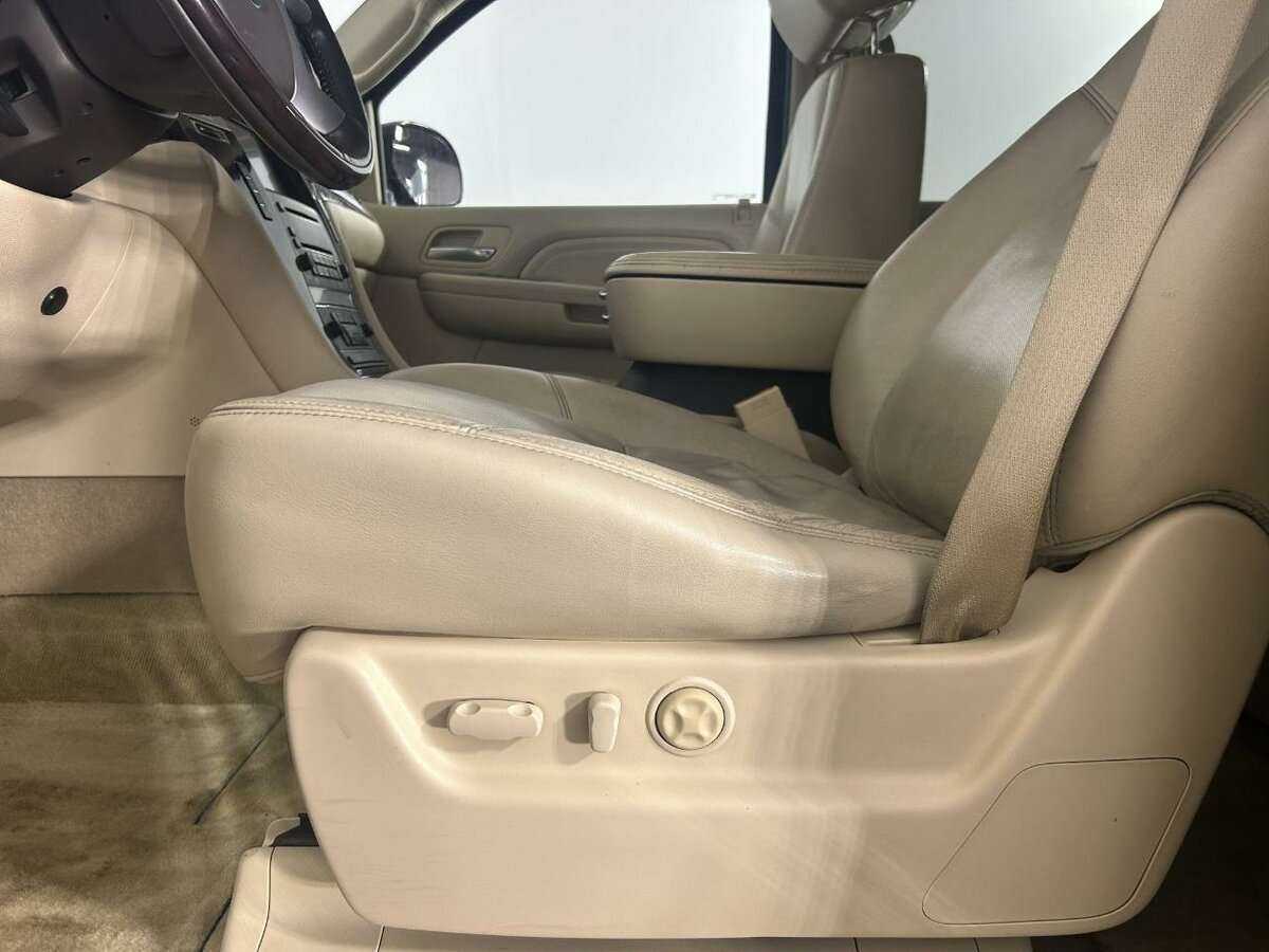 Купить Cadillac Escalade, 2008, 171 000 км, фото №10
