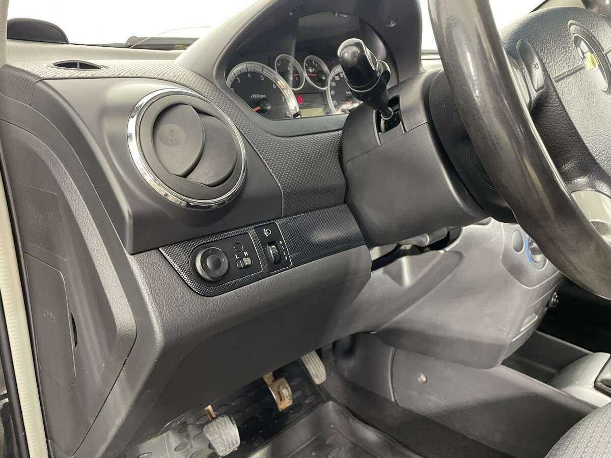 Купить Chevrolet Aveo, 2009, 241 999 км, фото №8