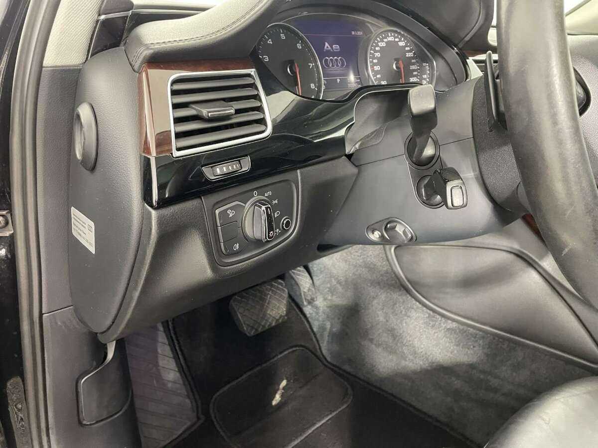 Купить Audi A8 Long, 2011, 203 288 км, фото №9