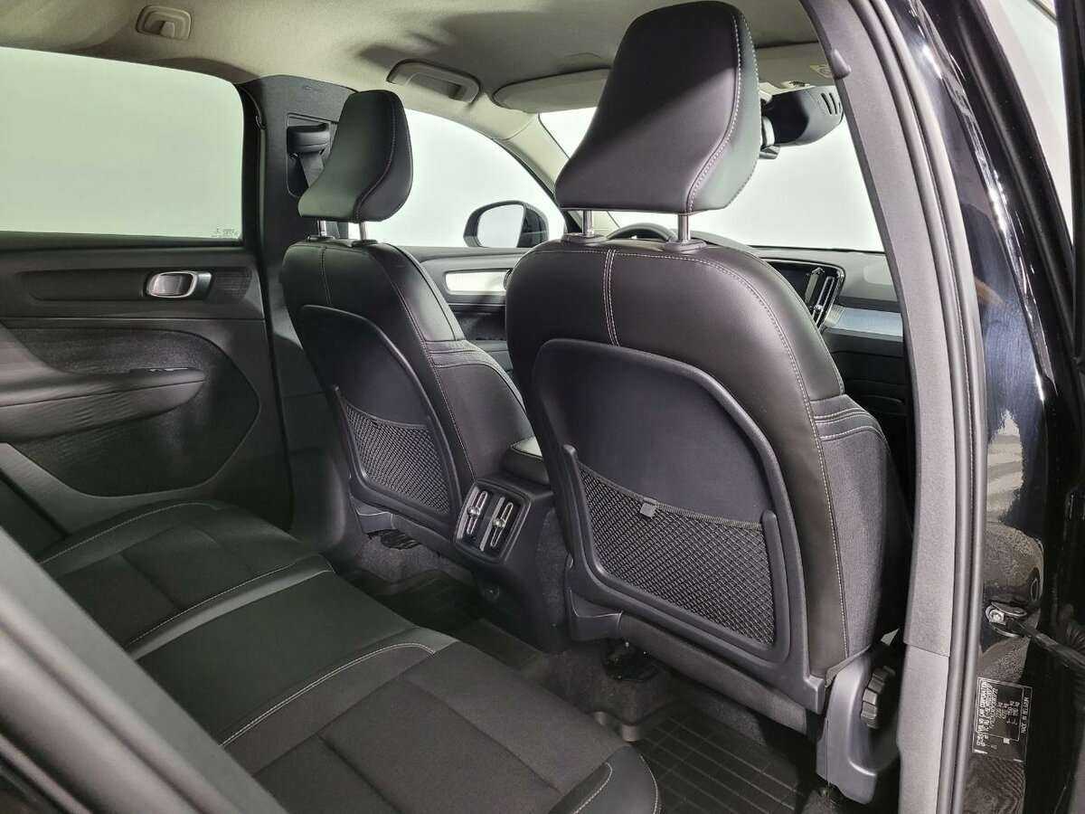 Купить Volvo XC40, 2018, 102 993 км, фото №16