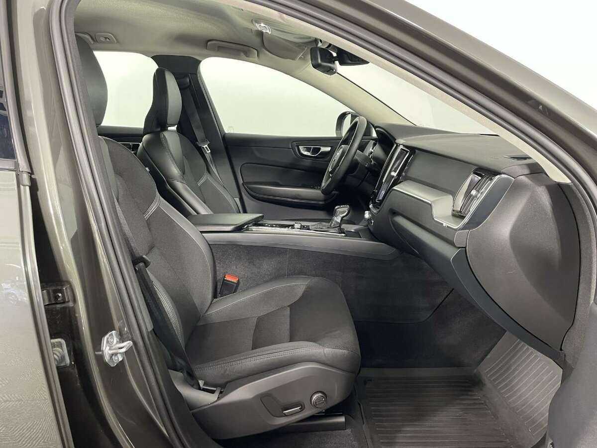 Купить Volvo XC60, 2019, 85 104 км, фото №14