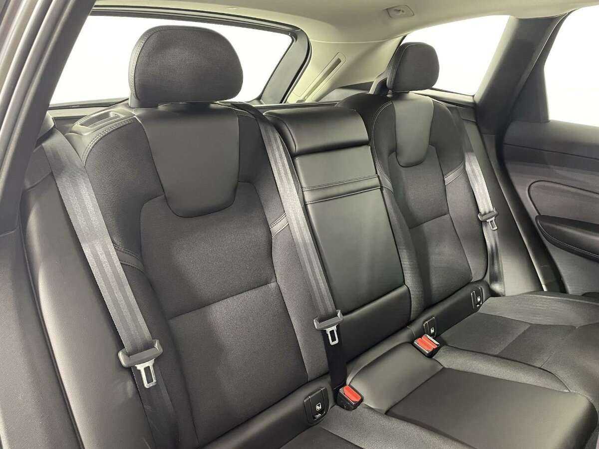 Купить Volvo XC60, 2019, 85 104 км, фото №15
