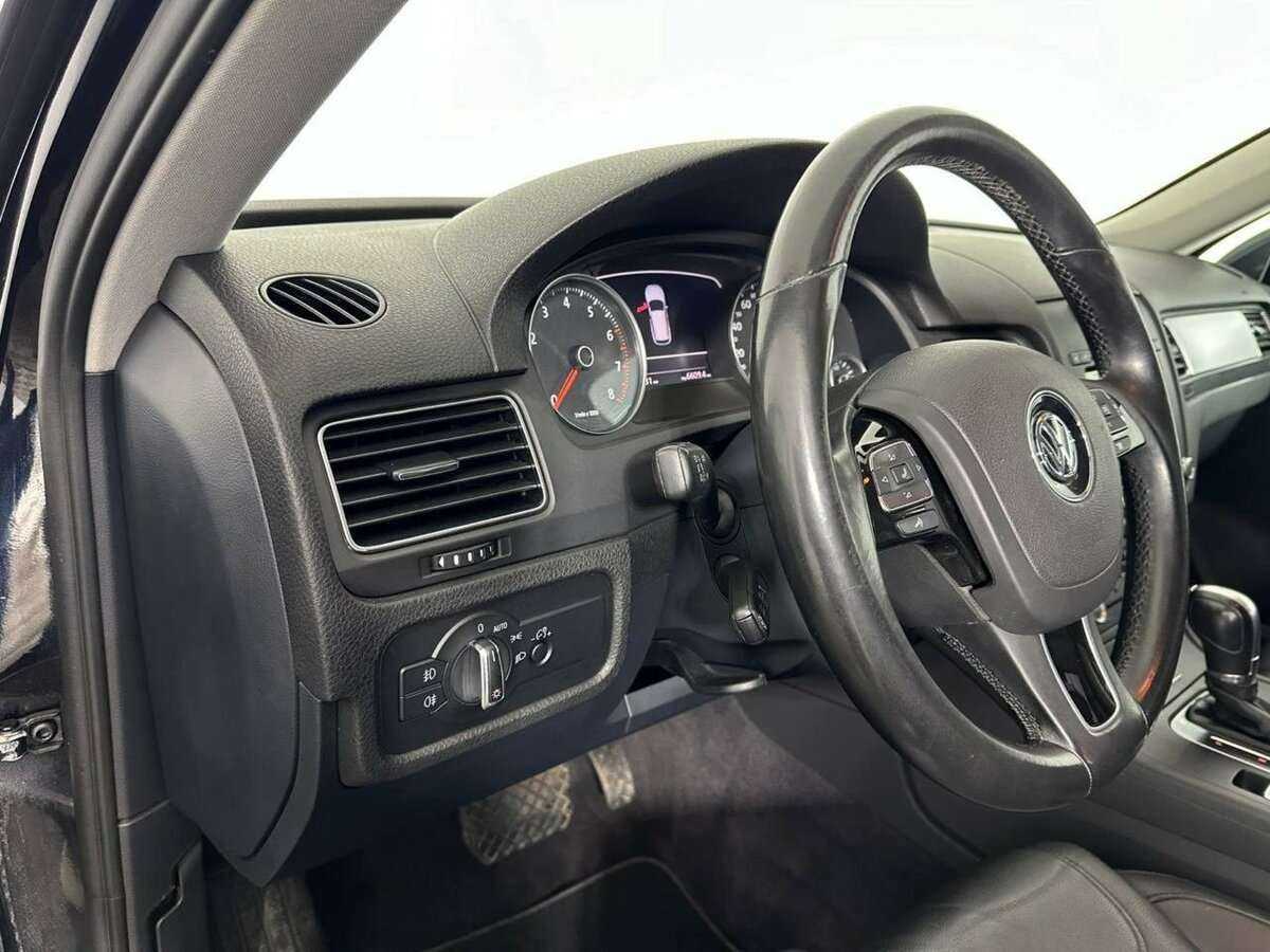 Купить Volkswagen Touareg, 2012, 216 981 км, фото №9