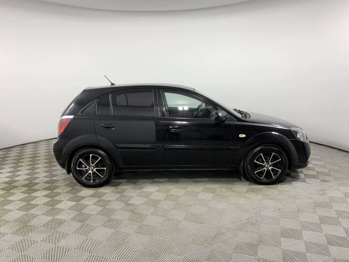 Купить Kia Rio, 2010, 360 001 км, фото №4