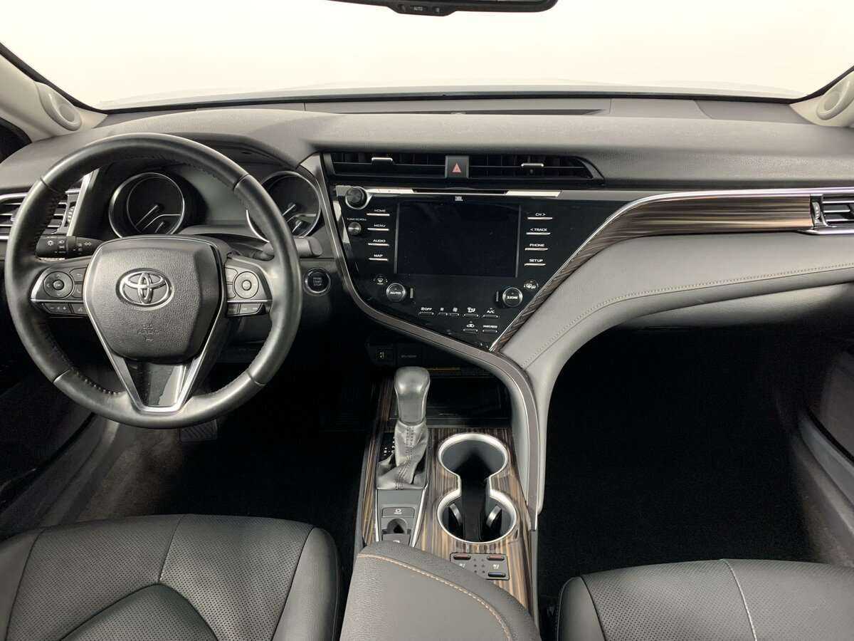 Купить Toyota Camry, 2020, 63 940 км, фото №11