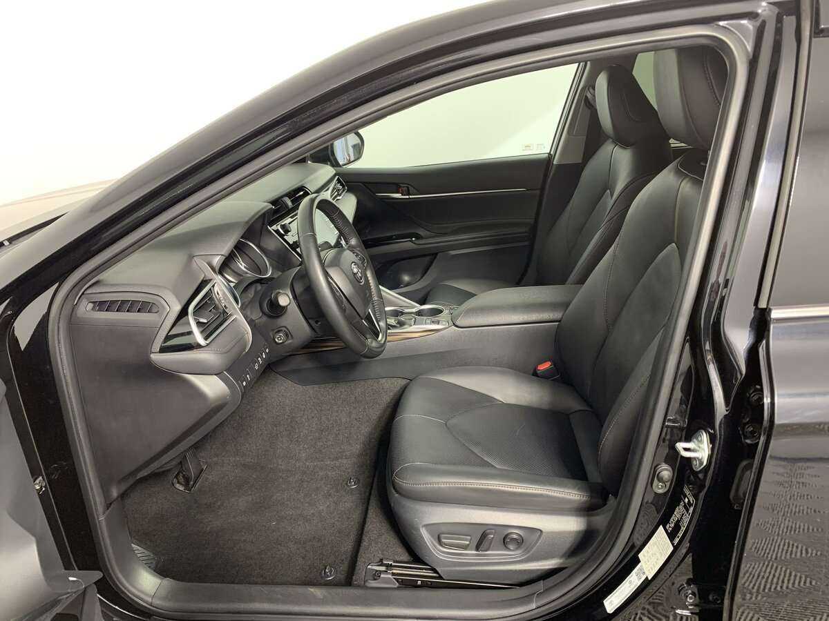 Купить Toyota Camry, 2020, 63 940 км, фото №12