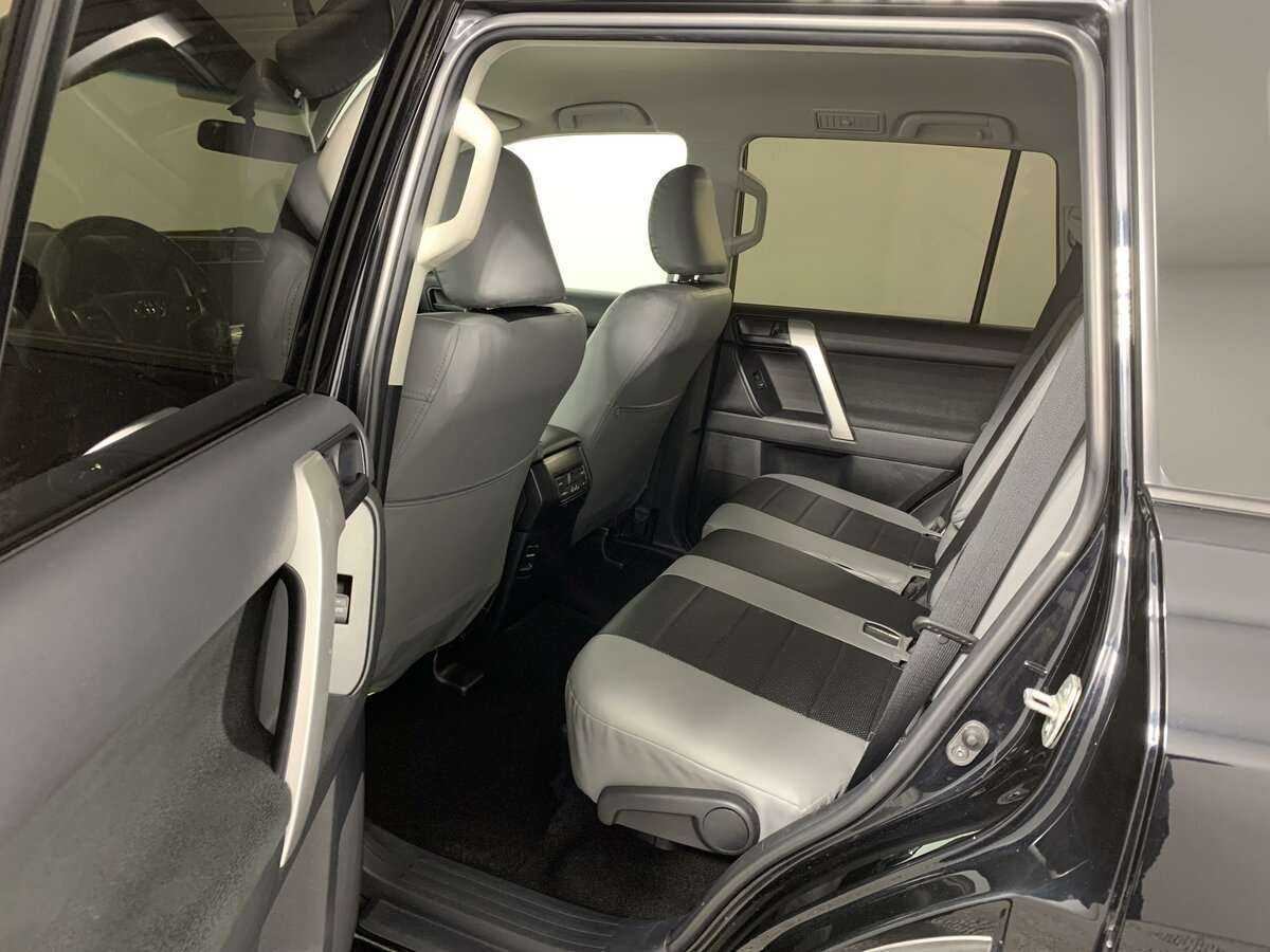 Купить Toyota Land Cruiser Prado, 2021, 60 190 км, фото №8