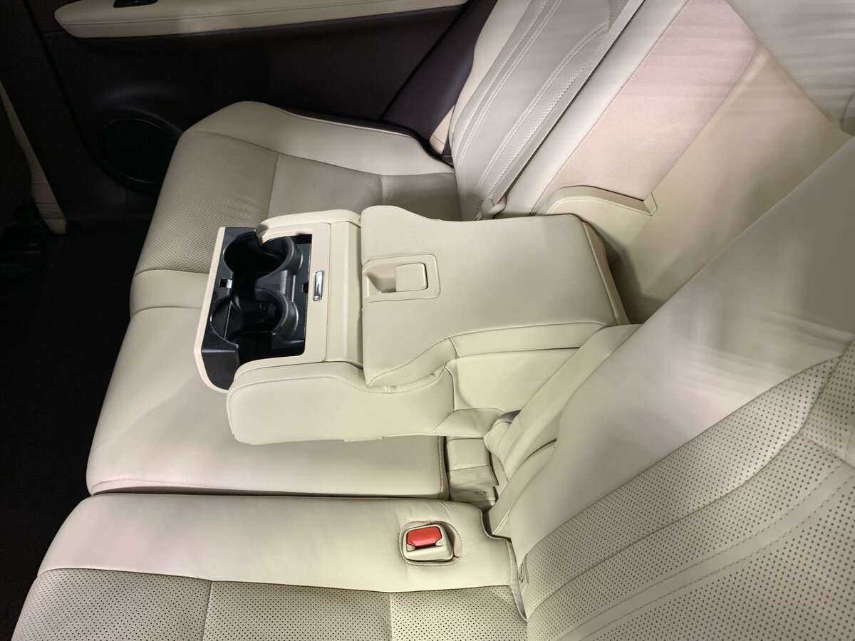 Купить Lexus RX 200t, 2017, 169 562 км, фото №16